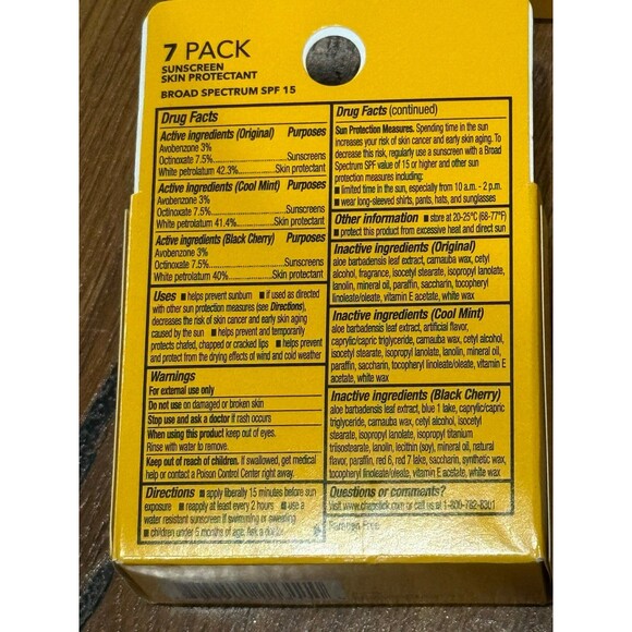 Chapstick 28 count - Picture 3 of 4